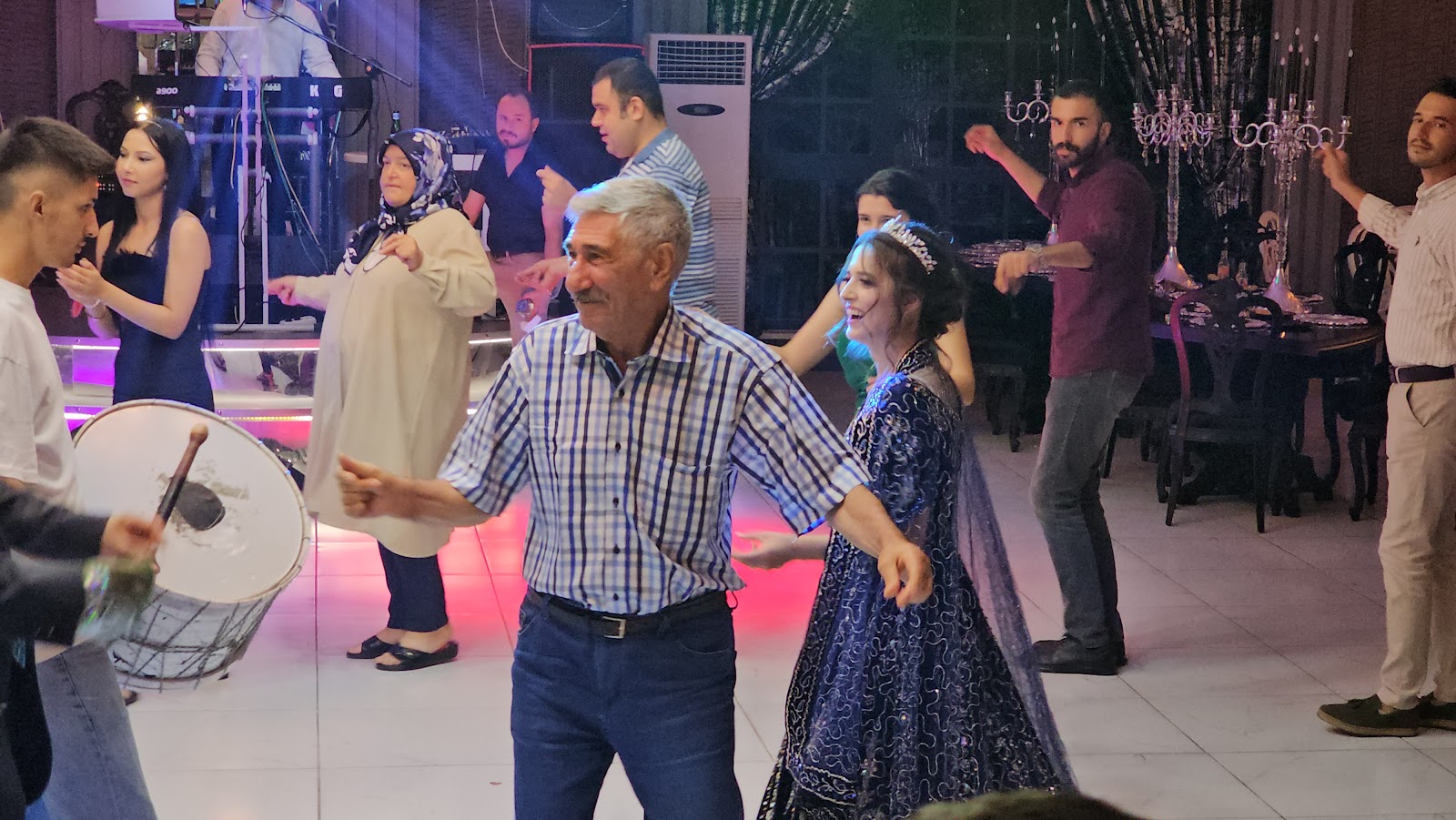 Elit Düğün Davet Salonu — Merkez, Burdur kır düğünü mekanı görsel 9