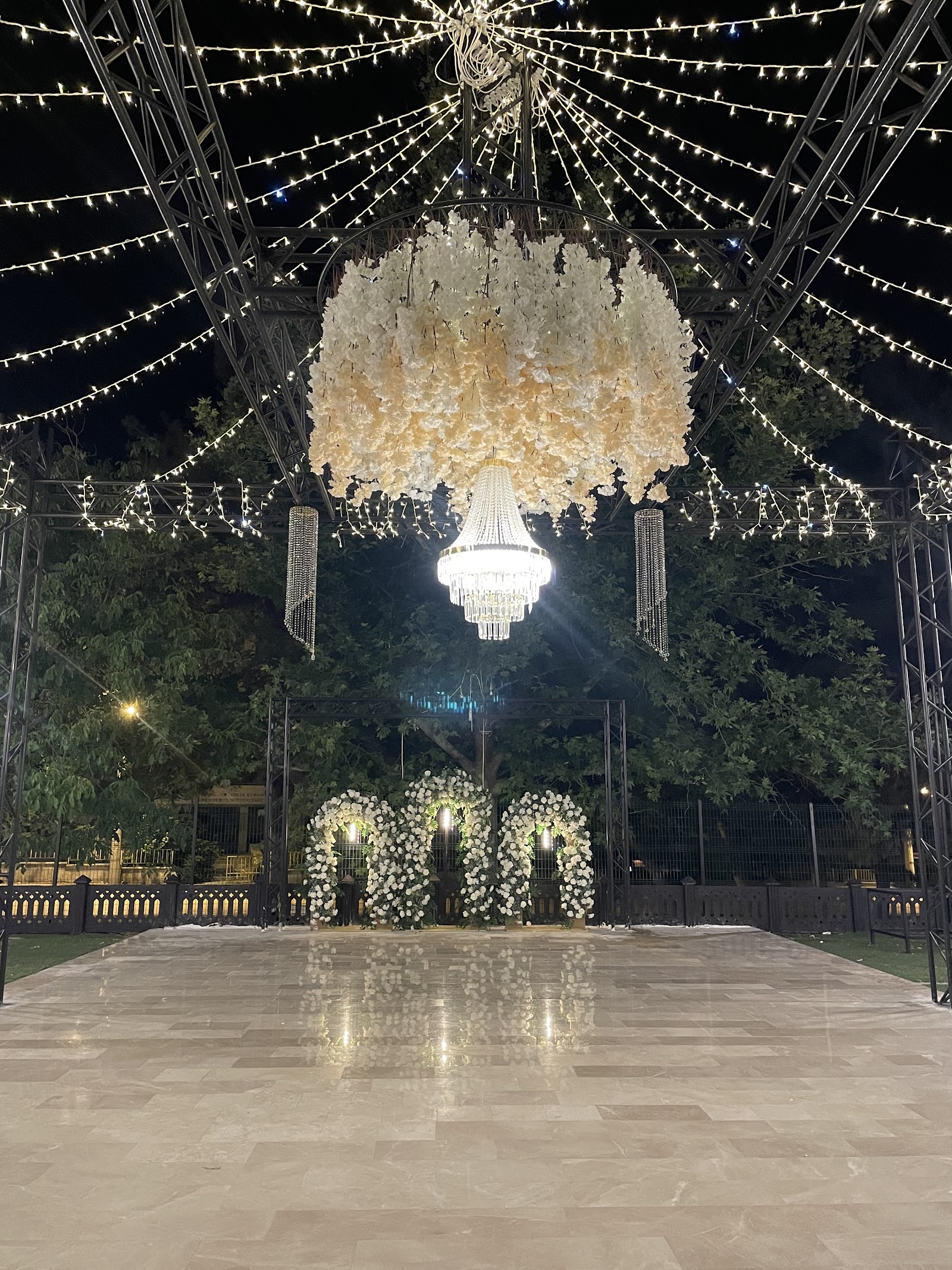 Mega Garden Kır Düğün Salonu — Merkez, Burdur kır düğünü mekanı görsel 1