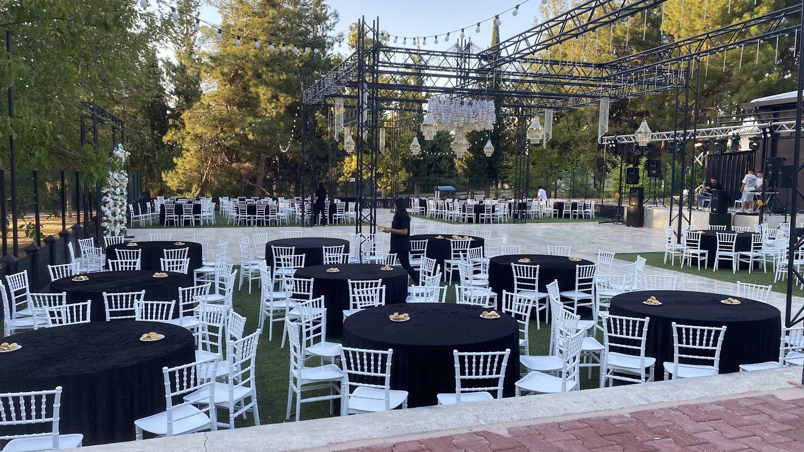 Mega Garden Kır Düğün Salonu — Merkez, Burdur kır düğünü mekanı görsel 6