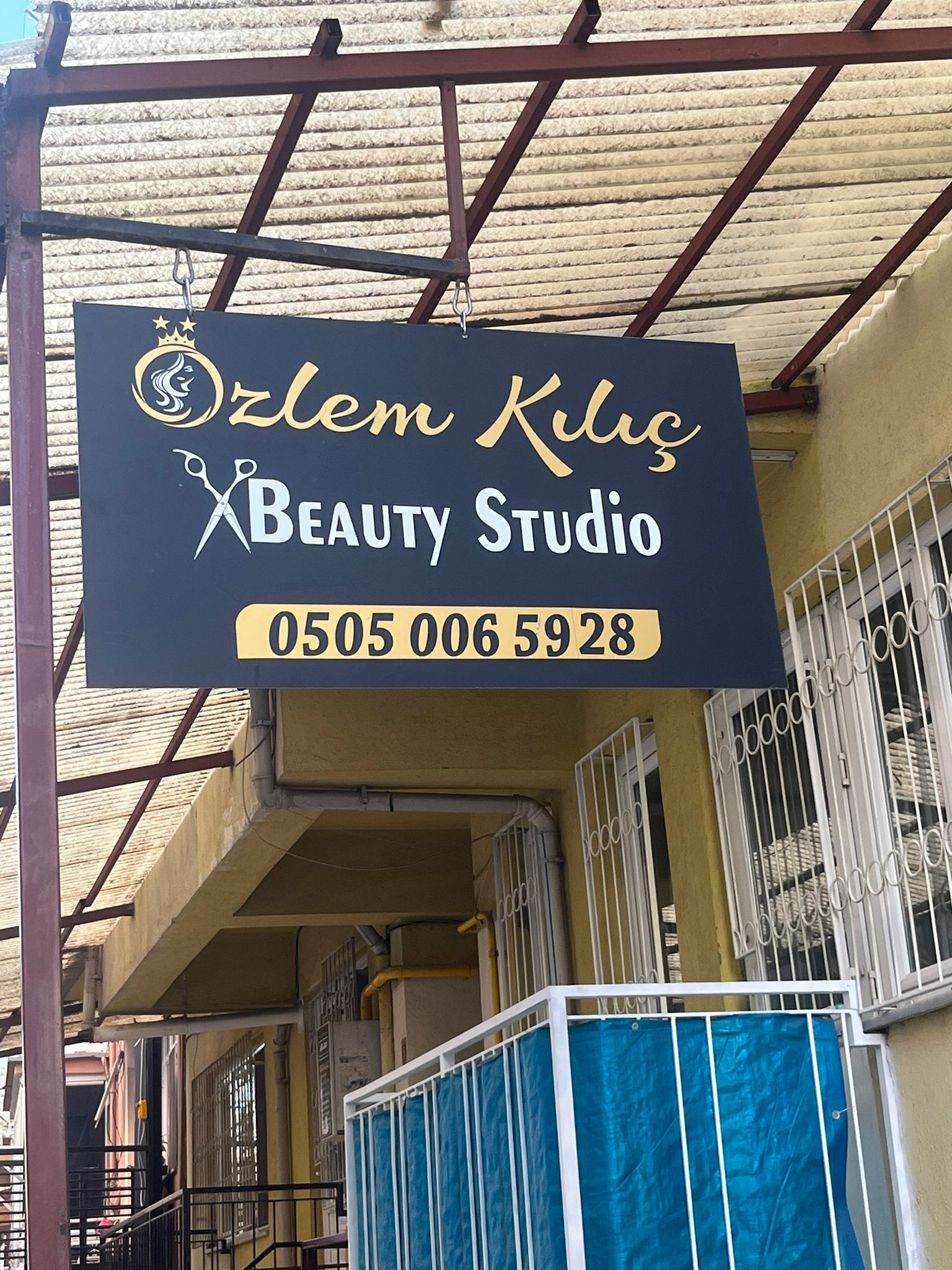 Özlem kılıç beauty studio